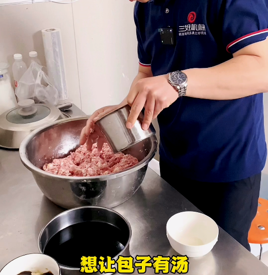 仿手工包子机怎么制作汤包